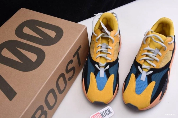 WAVE BOOST RUNNER SUN YELLOW YEEZY ADIDAS GZ6984 NEW 700 COLORWAY 0828